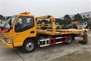 菏泽哪里有拖车服务